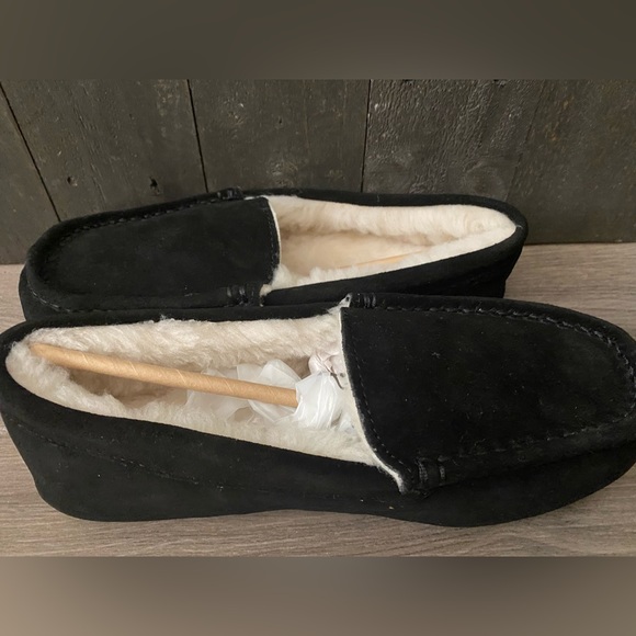 NWT Amazon Essentials Women’s Leather Moccasin size 9 - Picture 9 of 9